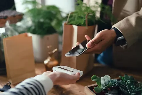 美容室向けPOSレジの操作画面と導入イメージ